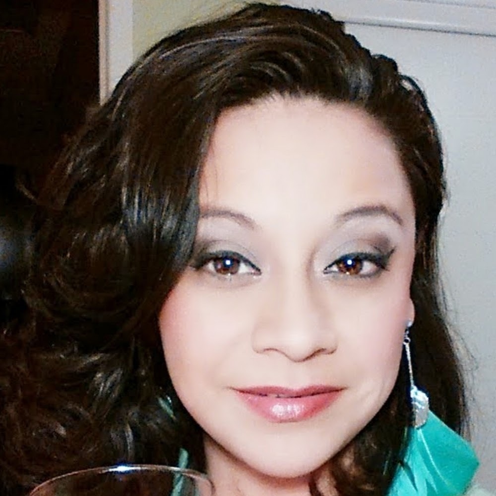 Meet your Posher, Nidia